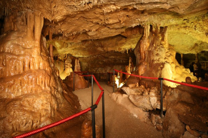 Höhle Feštinsko kraljevstvo, Villa Fantasia Barban